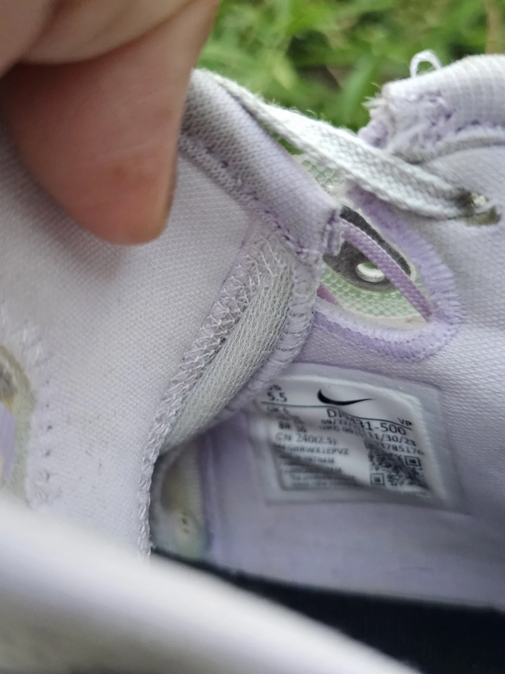 Nike Women’s Lilac and White Basketball Sneakers